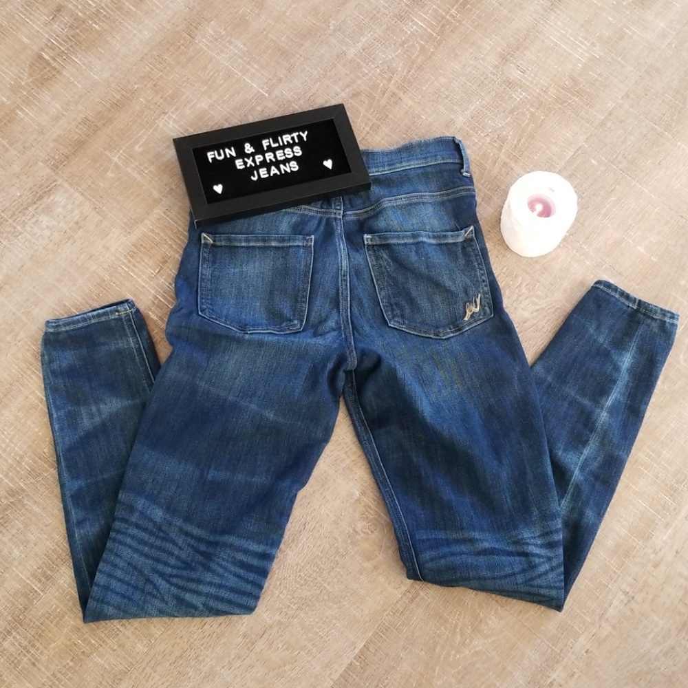 Express Distressed Jeans - Picture 6 of 7